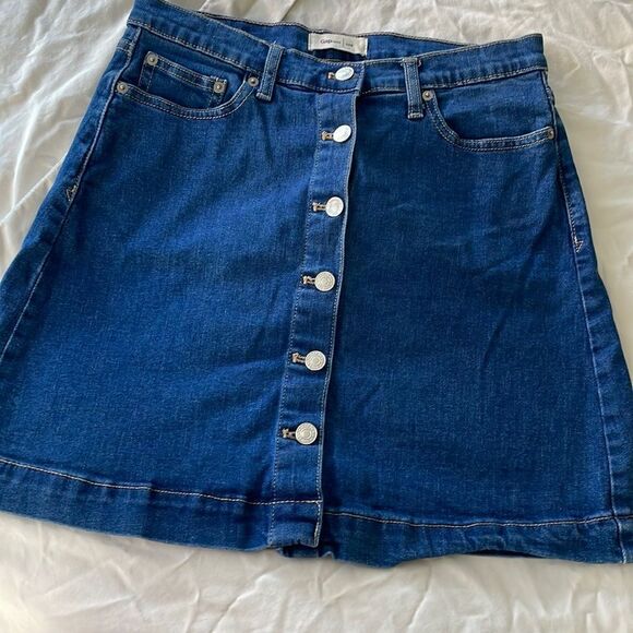 GAP Dresses & Skirts - NWOT Medium Wash Denim Skirt